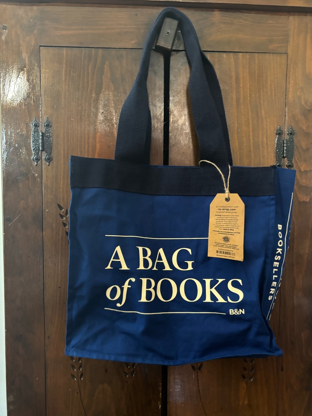 Barnes & Noble A Bag of Books Blue Tote, 100% Cotton Canvas NWT